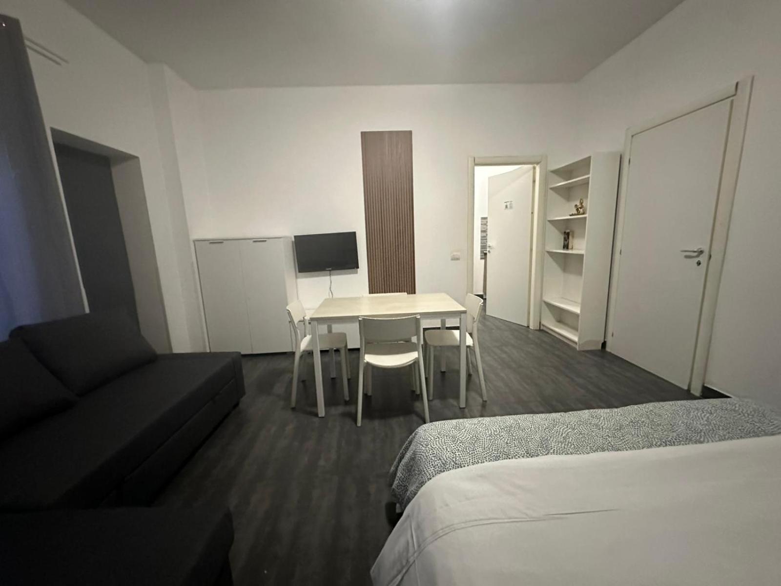 Trend Apartments Vicio La Metro Maciacchini Appartamenti Moderni Wi Fi Gratuito Nuova Gestione, Milan